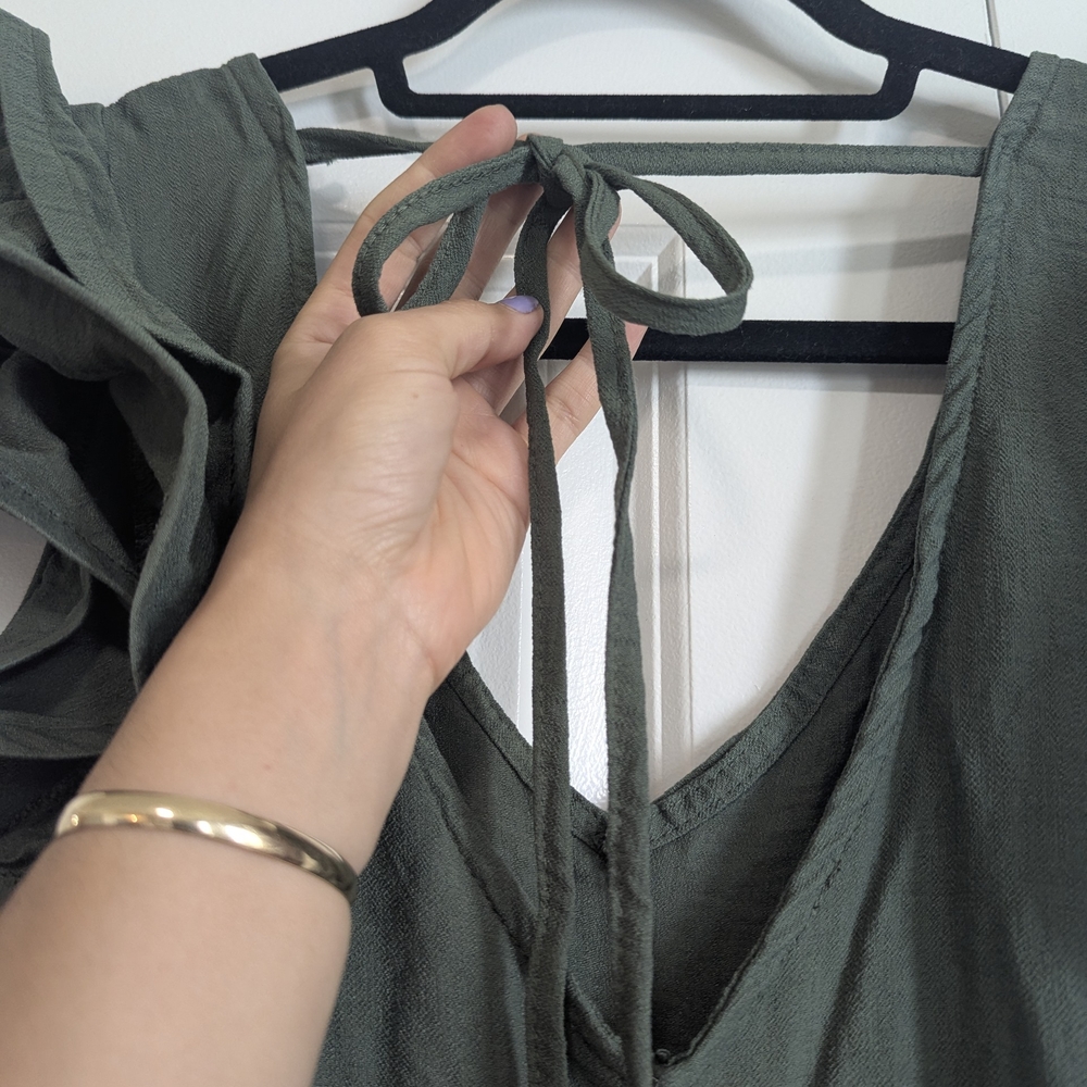Elegant Italian Green Jumpsuit NWOT - Picture 4 of 4